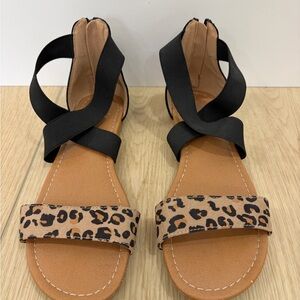 Justice Girls Animal Print Strappy Sandal Black Tan Size 8 Flat Heel Summer
